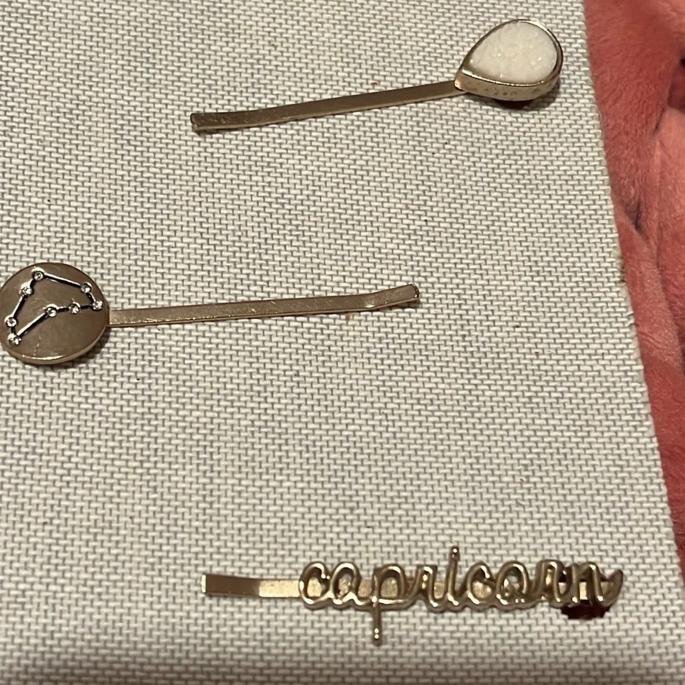 3 super cute hair accessories for Capricorn girls from Anthropologie